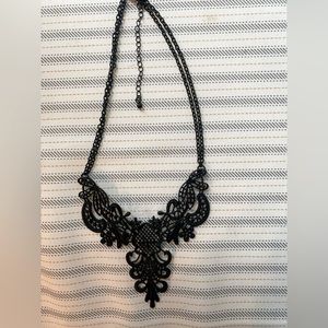 Statement necklace